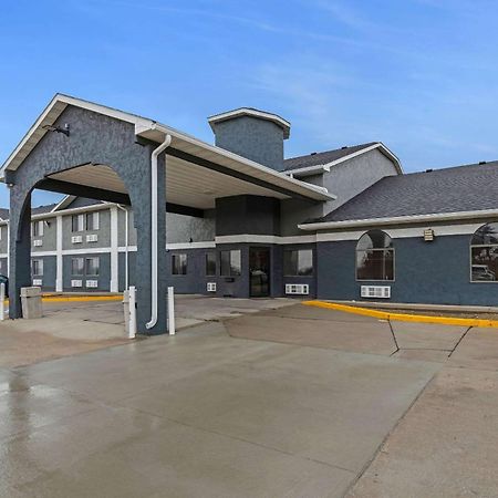 Rodeway Inn Red Oak Екстериор снимка
