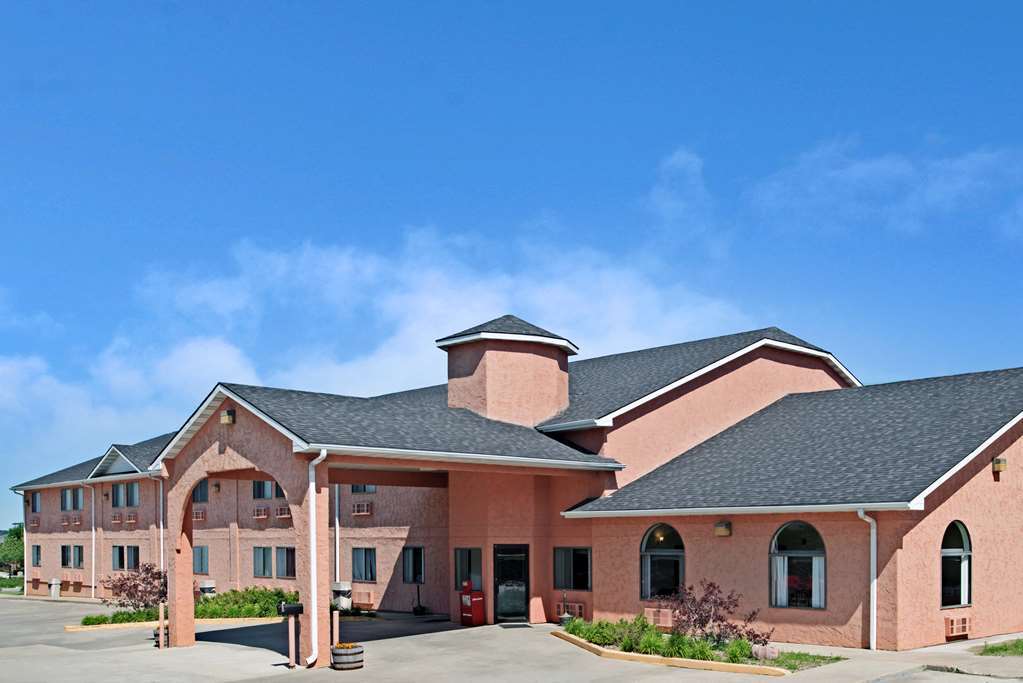 Rodeway Inn Red Oak Екстериор снимка
