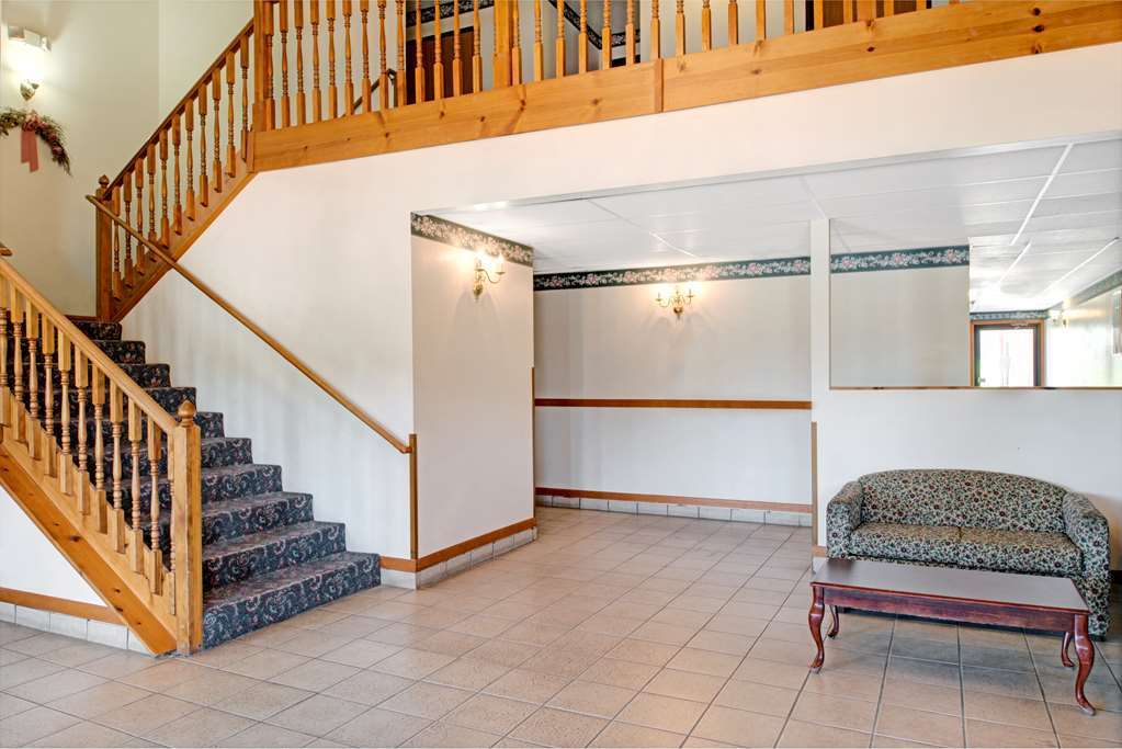 Rodeway Inn Red Oak Интериор снимка