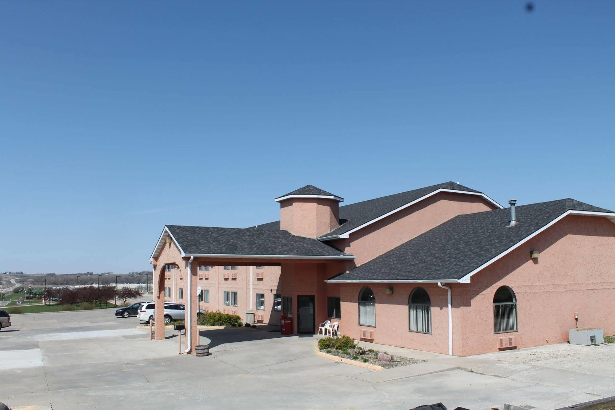 Rodeway Inn Red Oak Екстериор снимка